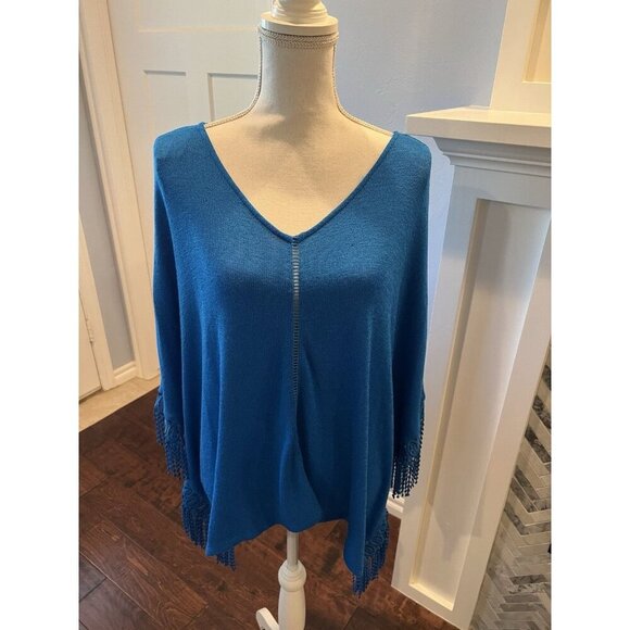 United Colors of Benetton Poncho Top Batwing One Size Fits Most Lightweight - Picture 1 of 8